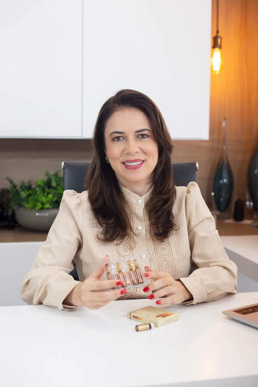 Dra. Célia Faria